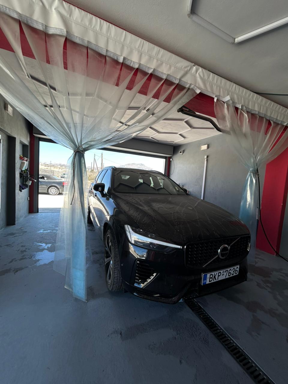 Επαγγελματικό πλύσιμο οχήματος Σαντορίνη - Wash me Love me premium υπηρεσίες